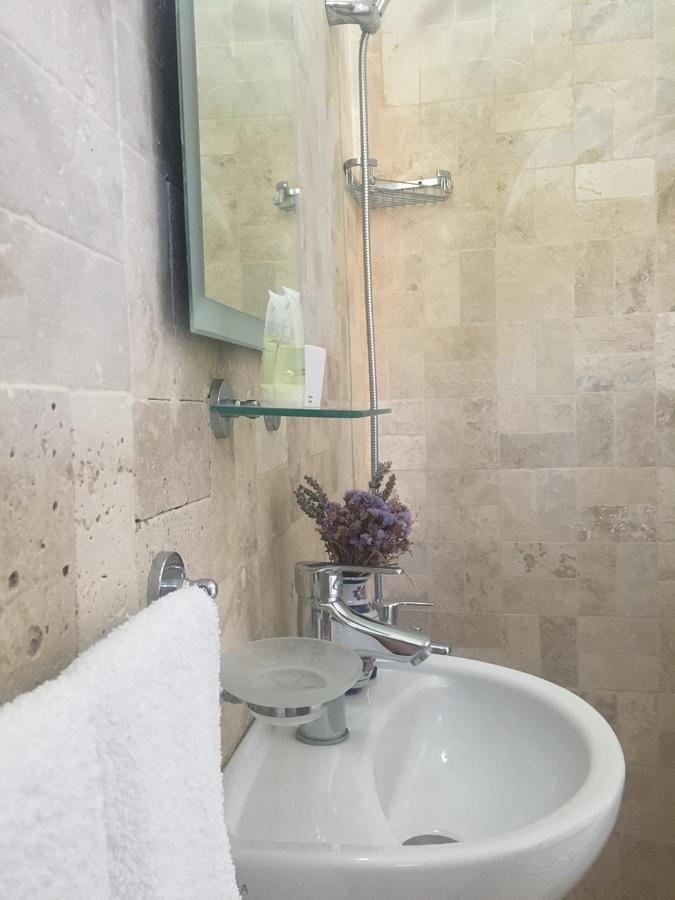 Defne Ev Hotel Измир Екстериор снимка